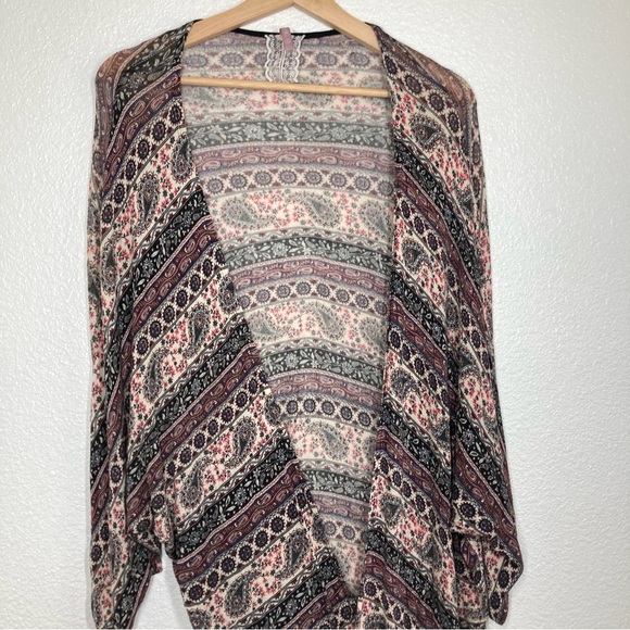 Mauve Anthropology Paisley Kimono Cardigan Medium Fringe Open Front Boho Brown - Picture 3 of 15